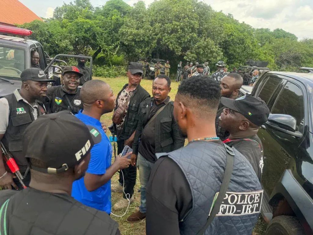 Kogi security operatives rescue abducted principal, NECO official, two students