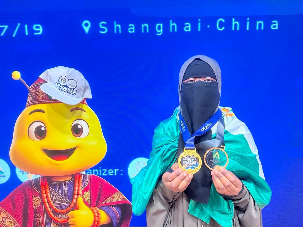 Niqob-wearing student leads team Nigeria to historic Gold at Spelling Bee World Cup in China