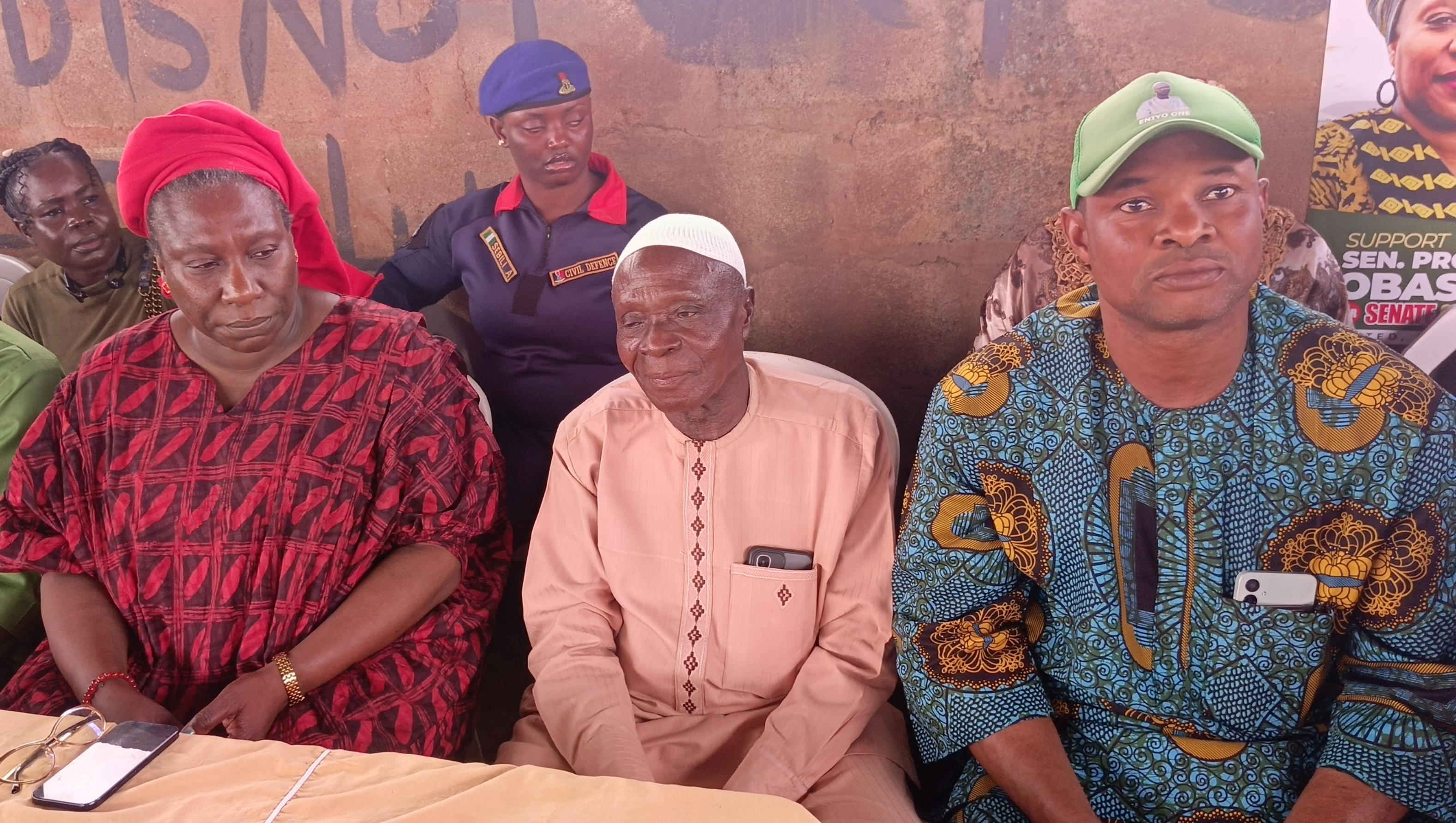 Iyabo Obasanjo Donates Transformer, N500,000 for Oke-Ata Community Health Centre