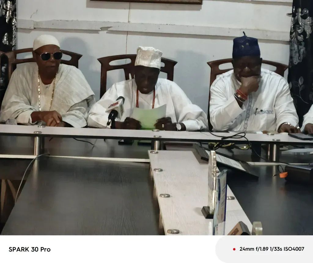 Awujale Stool: Fusengbuwa Ruling House Leaders Sue 12 Members for N1bn