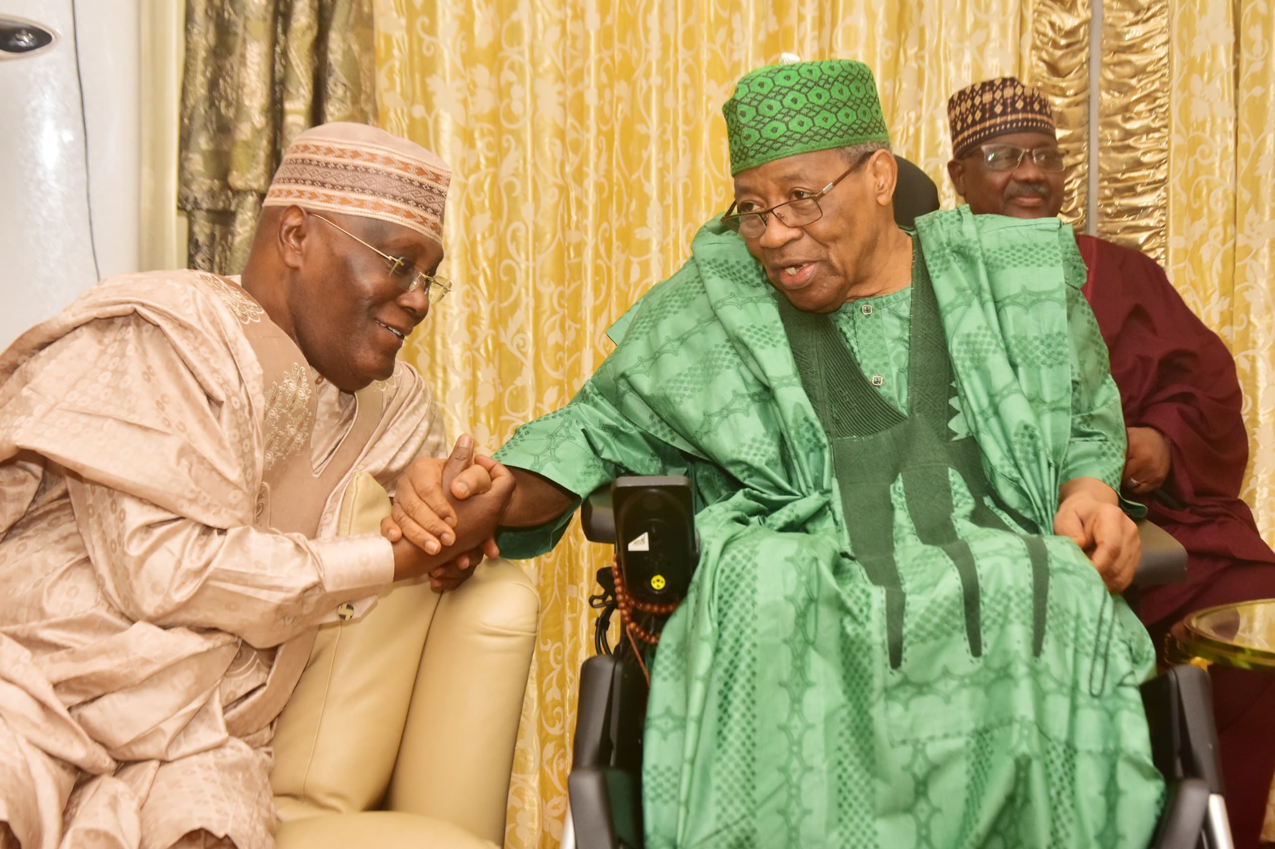 Atiku Donates ₦20m to Families of Minna Custody Death Victims, Demands Justice