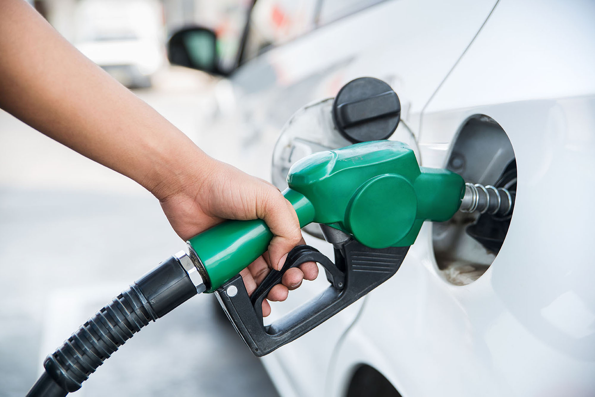 Federal workers back N500 petrol price, threaten strike