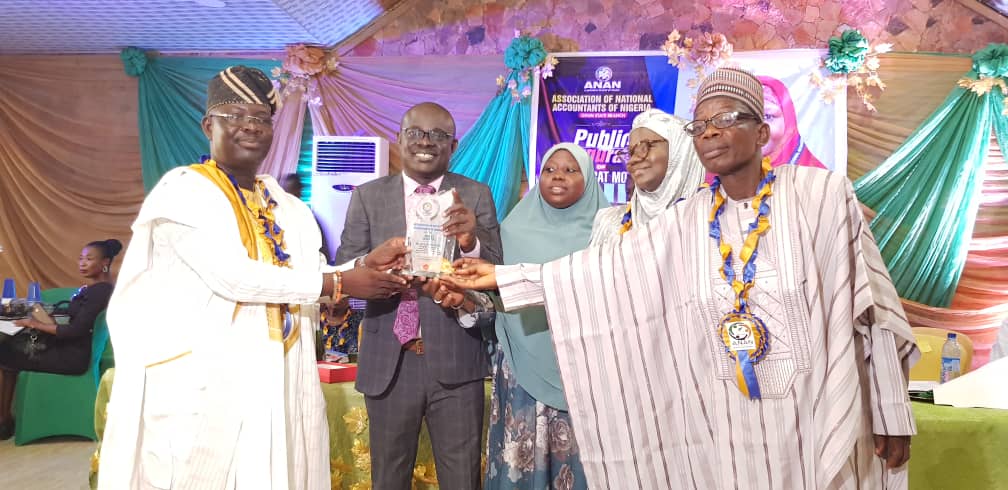 PHOTO: OYO REC, Dr Agboke bags Merit Award as ANAN inaugurates first female Chair
