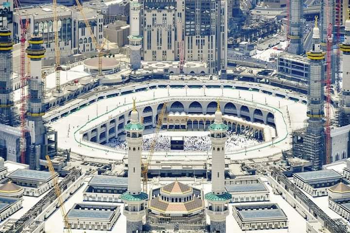 Pilgrims move to Mina as largest hajj pilgrimage in history begins in Saudi Arabia