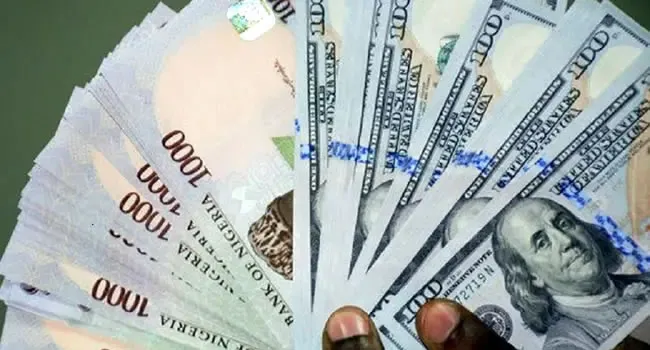 Fears over possible devaluation of Nigeria as dollar exchanges for N600 in parallel market