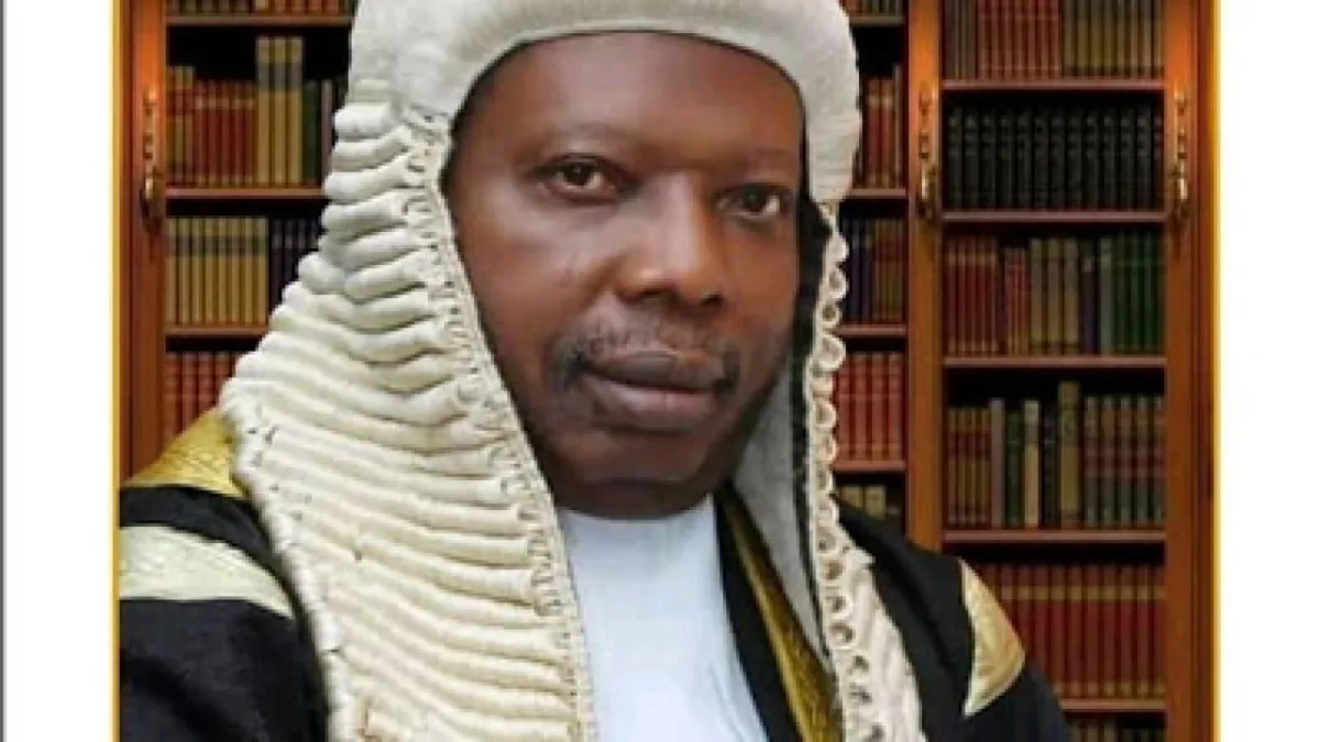 Again, EFCC detains Ogun Speaker, two others, may be arraigned Tuesday for N2.5b fraud
