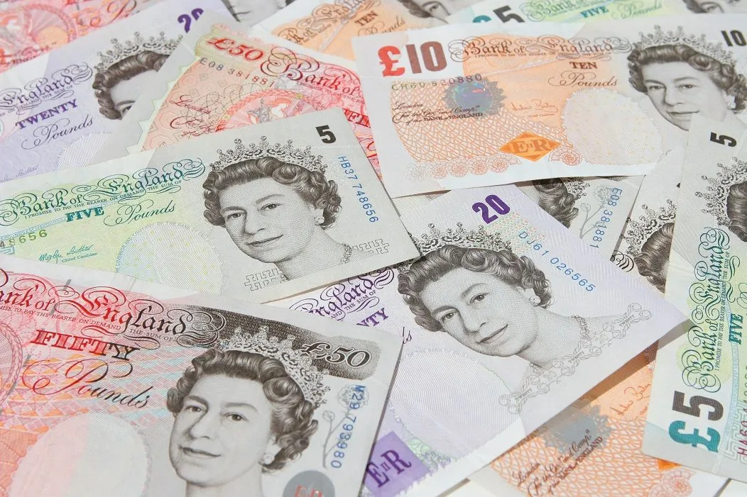 'Ukraine war, energy crises, looming recession' - Why British pound depreciates