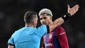 Barcelona grants Ronald Araujo indefinite leave of absence from club